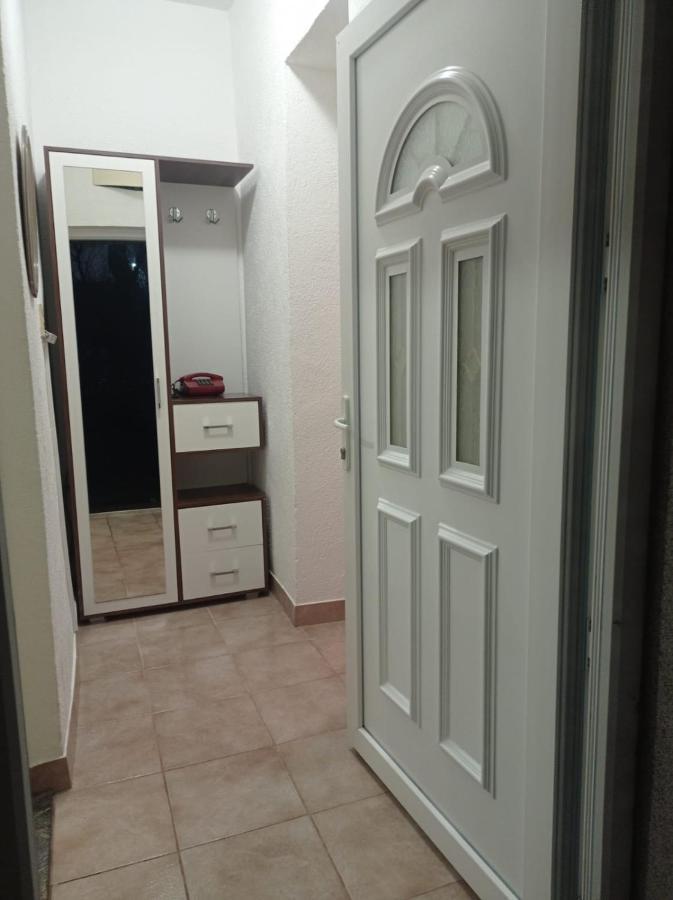 Apartman Lili Appartamento Livno Esterno foto